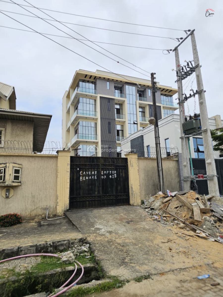 Luxury 3 Bedroom Apartment with Excellent Facilities, Lekki Phase 1, Lekki, Lagos, Flat / Apartment for Sale