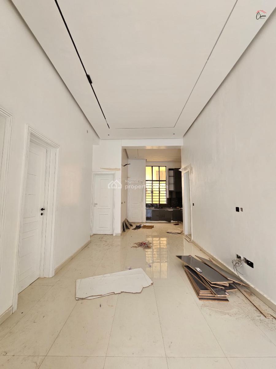 Luxury 3 Bedroom Apartment with Excellent Facilities, Lekki Phase 1, Lekki, Lagos, Flat / Apartment for Sale