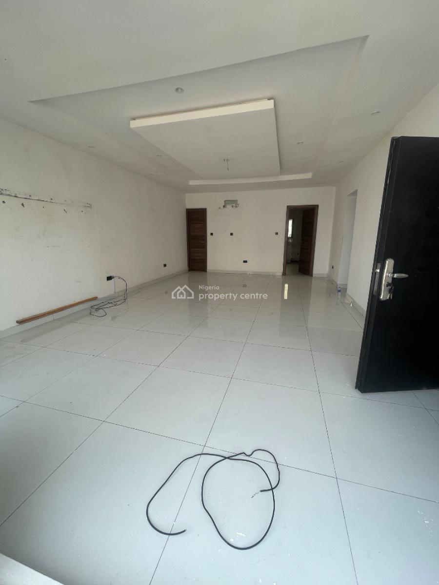 3 Bedroom Penthouse, Inside Estate Ikate Elegushi, Lekki Phase 1, Lekki, Lagos, Flat / Apartment for Rent