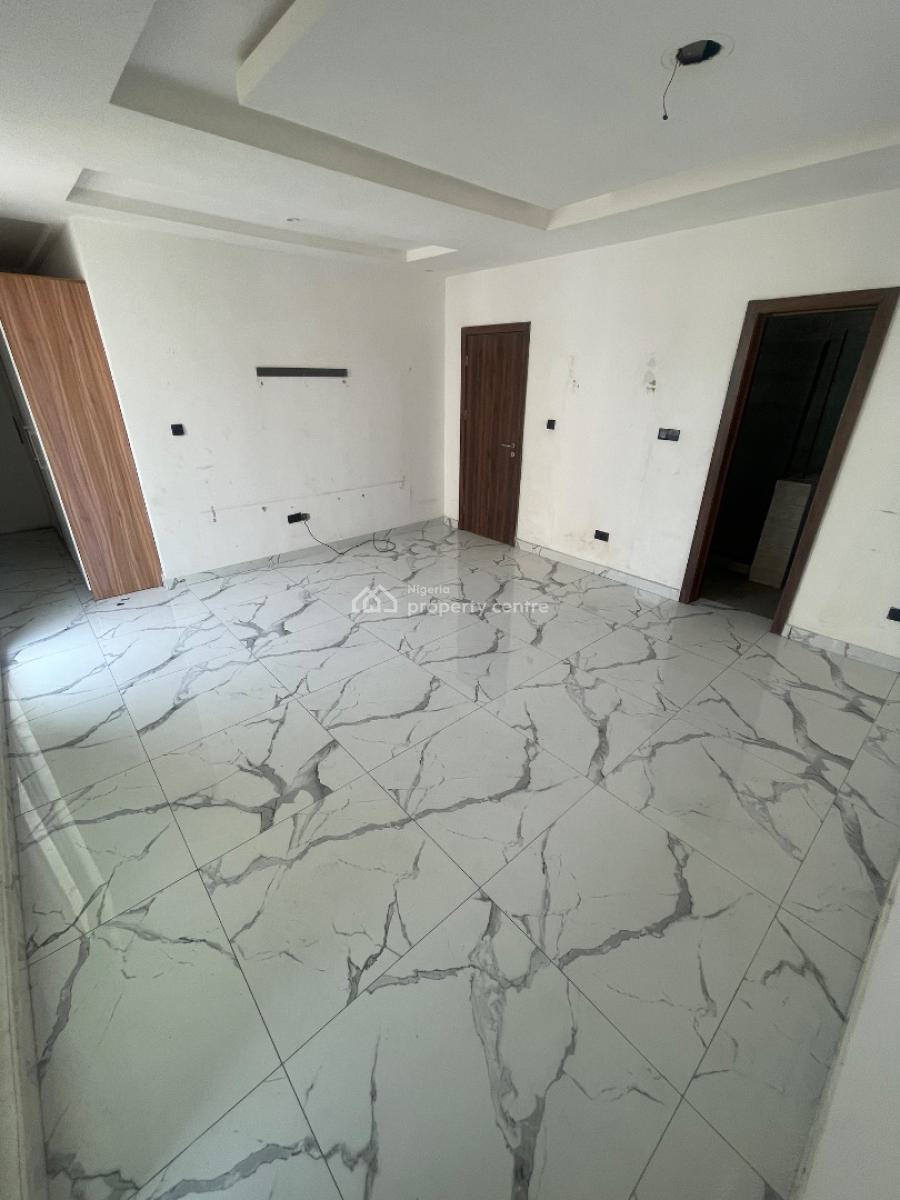 3 Bedroom Penthouse, Inside Estate Ikate Elegushi, Lekki Phase 1, Lekki, Lagos, Flat / Apartment for Rent