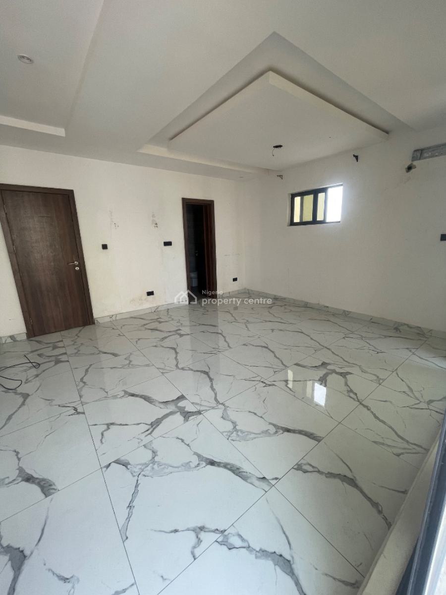 3 Bedroom Penthouse, Inside Estate Ikate Elegushi, Lekki Phase 1, Lekki, Lagos, Flat / Apartment for Rent