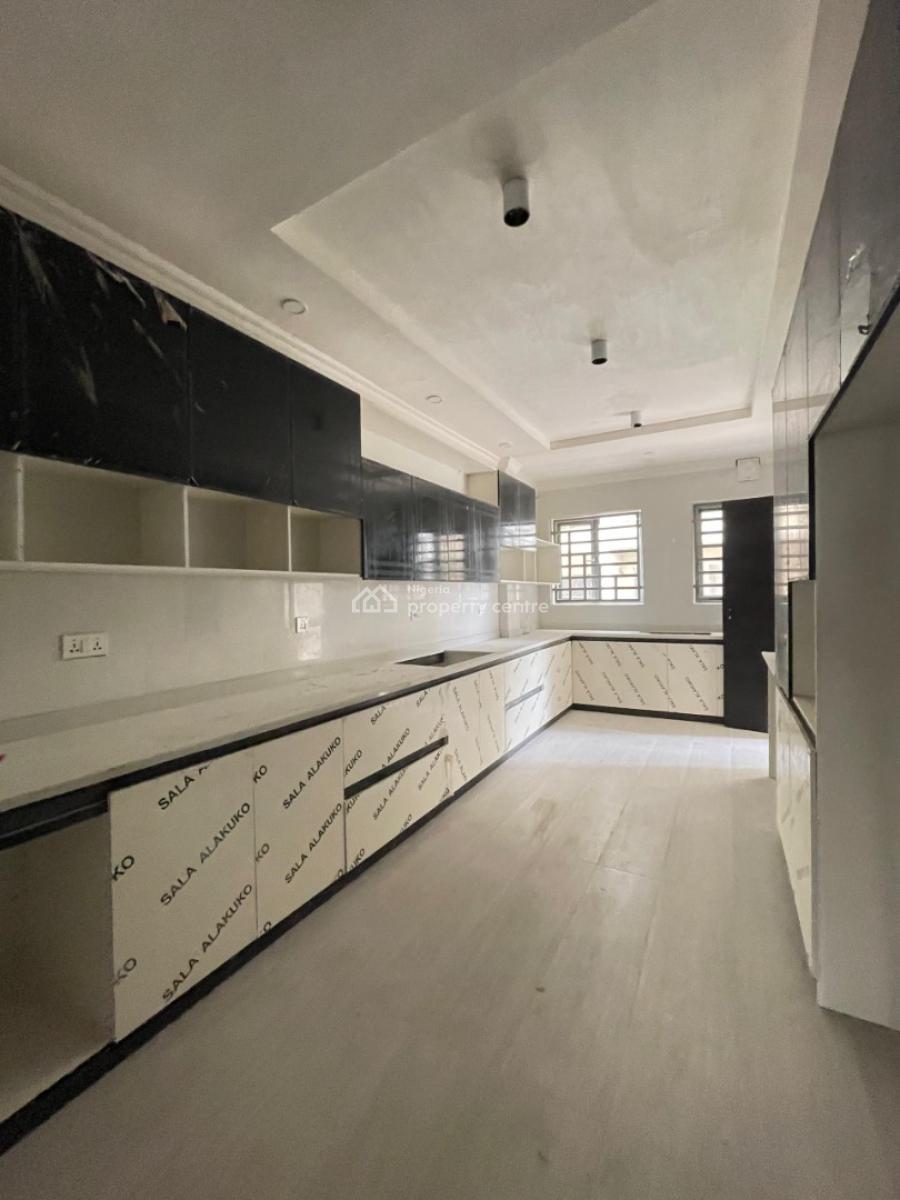 5 Bedrooms Fully Detached Duplex with Bq and Study, Lekki Phase 1, Lekki, Lagos, Detached Duplex for Sale