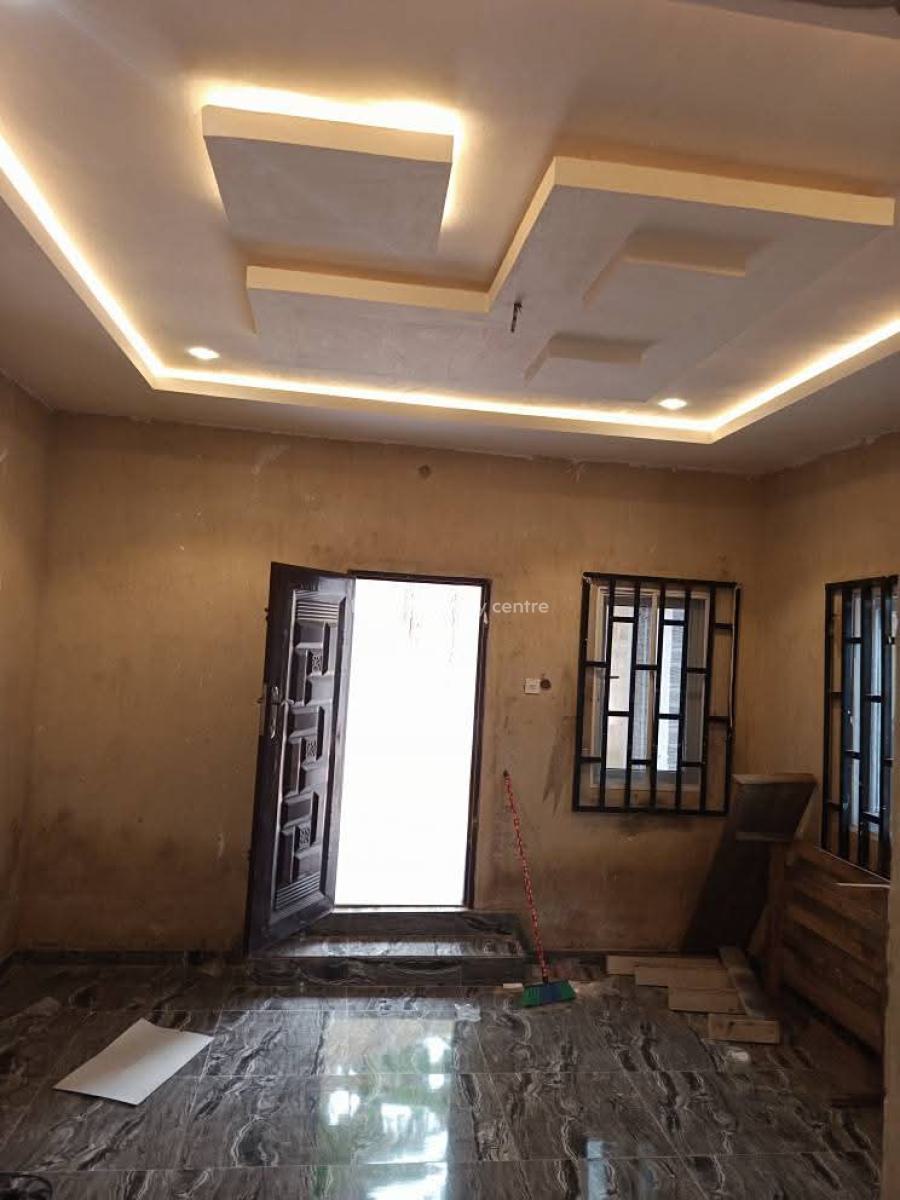 Room and Parlor Self Contain Apartment, Mende, Maryland, Lagos, Flat / Apartment for Rent
