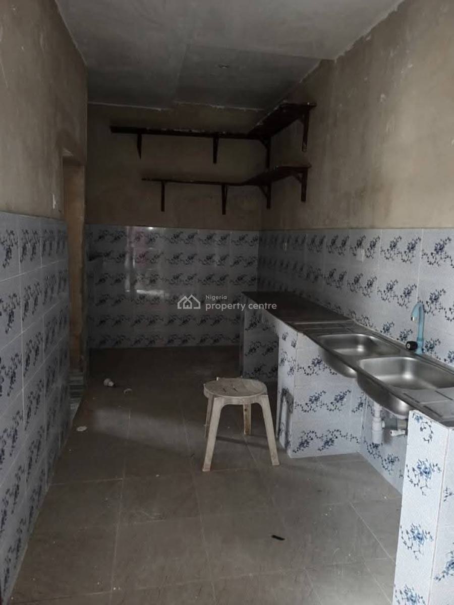 Room and Parlor Self Contain Apartment, Mende, Maryland, Lagos, Flat / Apartment for Rent