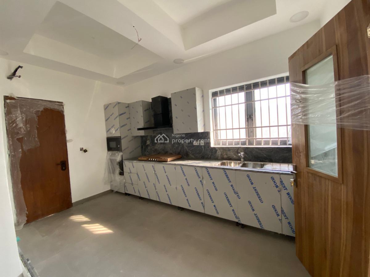 4 Bedroom Luxury Apartment, Lekki Phase 1, Lekki, Lagos, Flat / Apartment for Sale