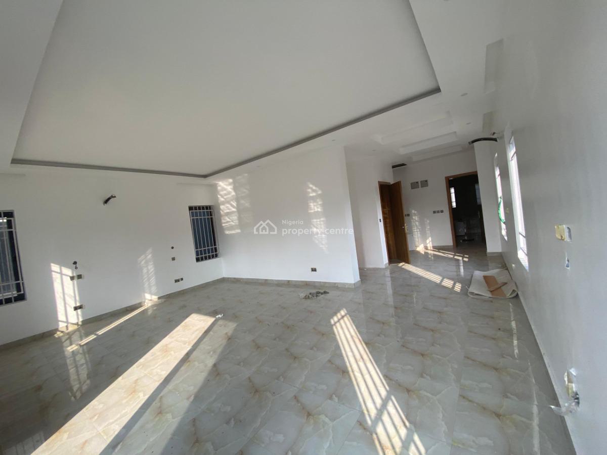 4 Bedroom Luxury Apartment, Lekki Phase 1, Lekki, Lagos, Flat / Apartment for Sale