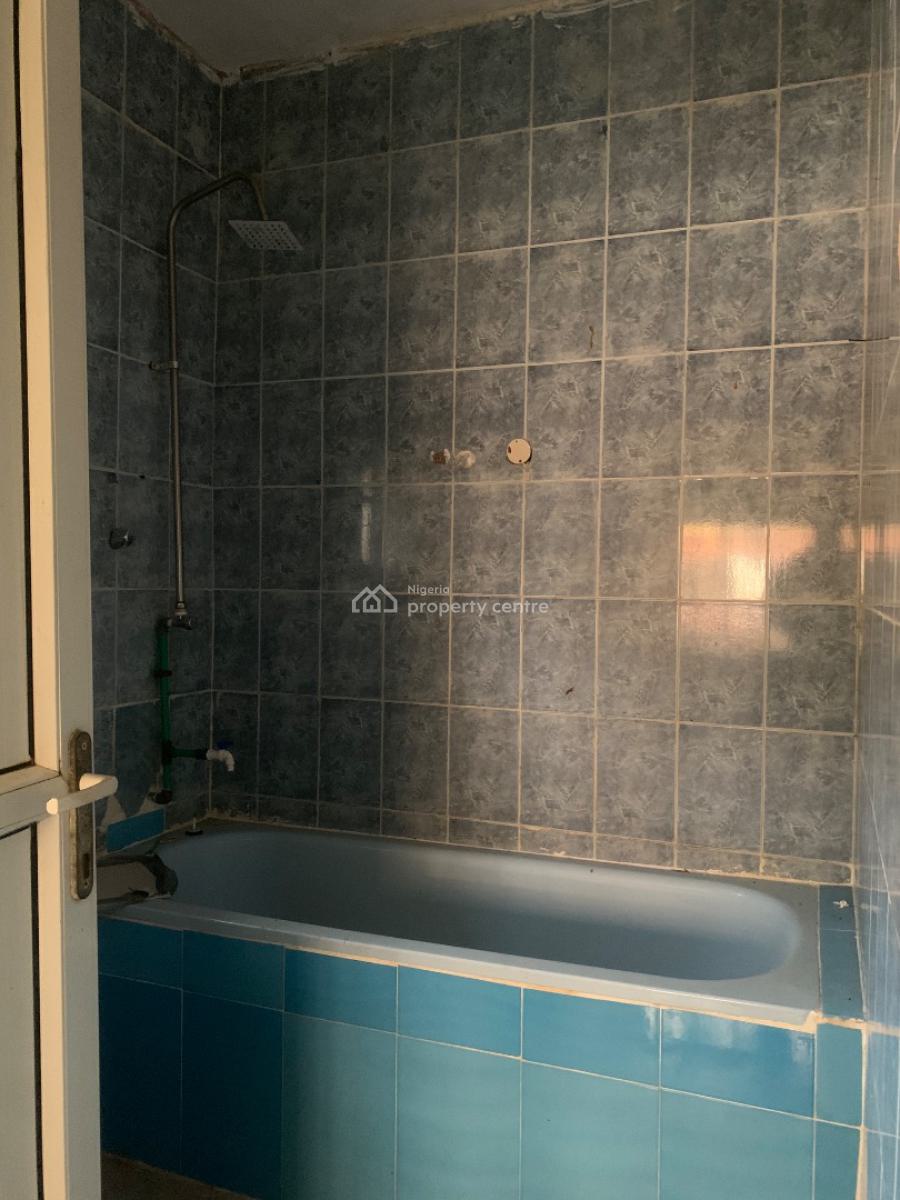 Self Serviced 3 Bedroom Flat, Osapa, Lekki, Lagos, Flat / Apartment for Rent
