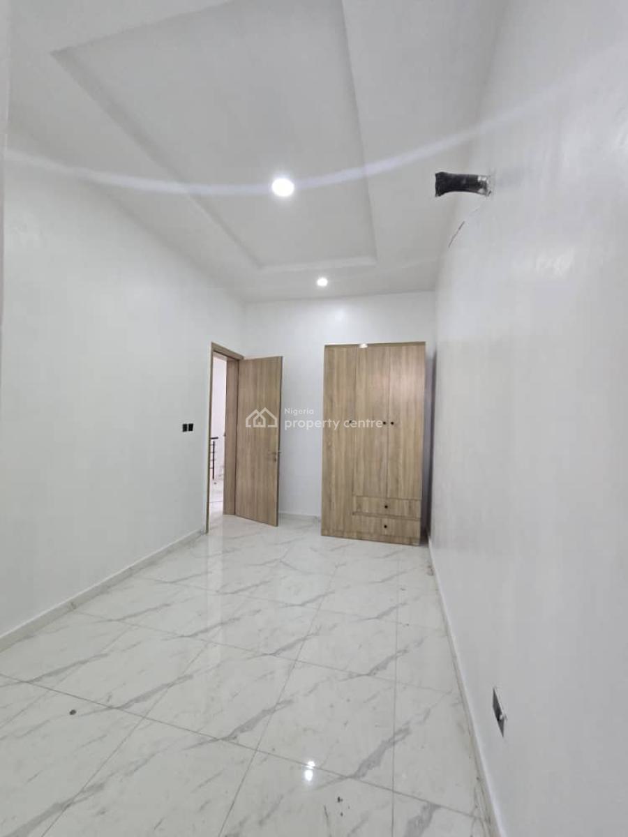 Tastefully Finished 3-bedroom Terrace, Gra, Ikota, Lekki, Lagos, Terraced Duplex for Sale