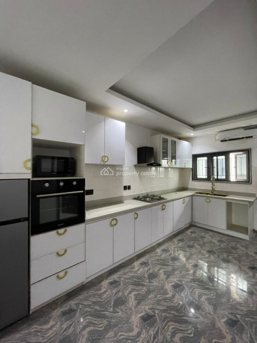 Corporate Lease of 9flats(7flat of 3bedroom&2flat of 2bedroom) with Bq, Ikeja Gra, Ikeja, Lagos, Flat / Apartment for Rent