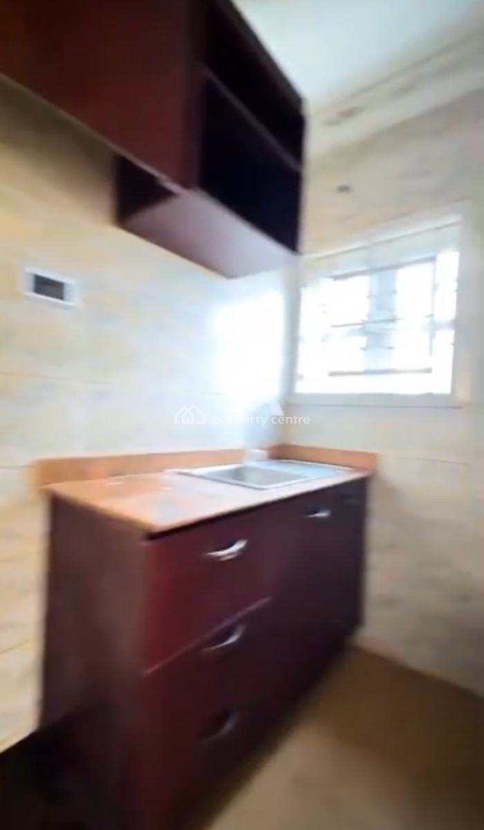 Clean 1 Bedroom Flat, Well Located, By Zartech(tarred Rd), Wuye, Abuja, Flat / Apartment for Rent