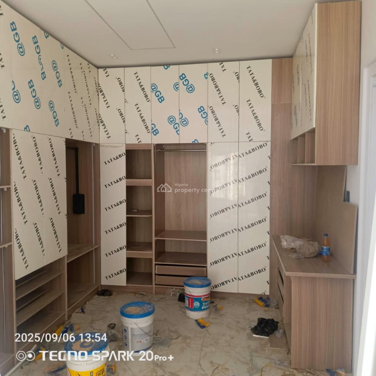 6 Bedroom Mansion  with Bq,pool, on 600sqm for 2b, Ikeja Gra, Ikeja, Lagos, Detached Duplex for Sale