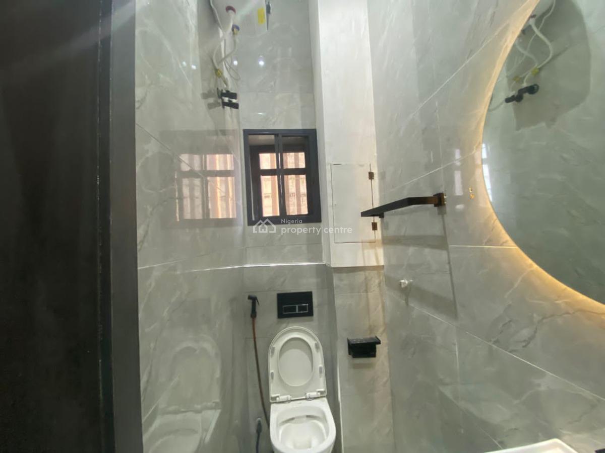 2 Bedroom Luxury Apartments, Lekki Phase 1, Lekki, Lagos, Flat / Apartment for Rent