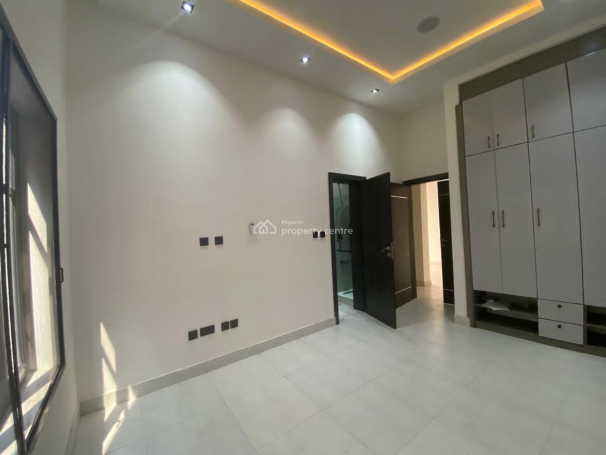 2 Bedroom Luxury Apartments, Lekki Phase 1, Lekki, Lagos, Flat / Apartment for Rent