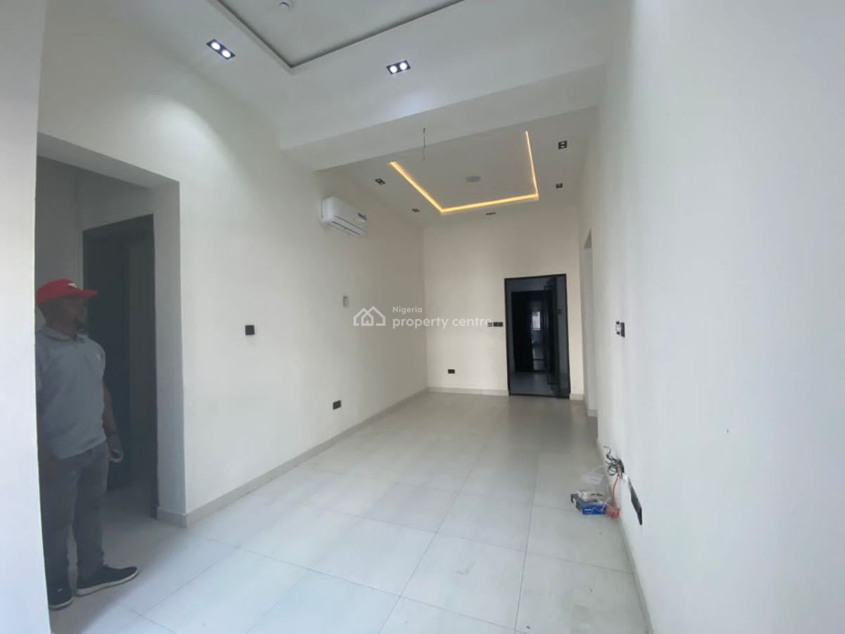 2 Bedroom Luxury Apartments, Lekki Phase 1, Lekki, Lagos, Flat / Apartment for Rent