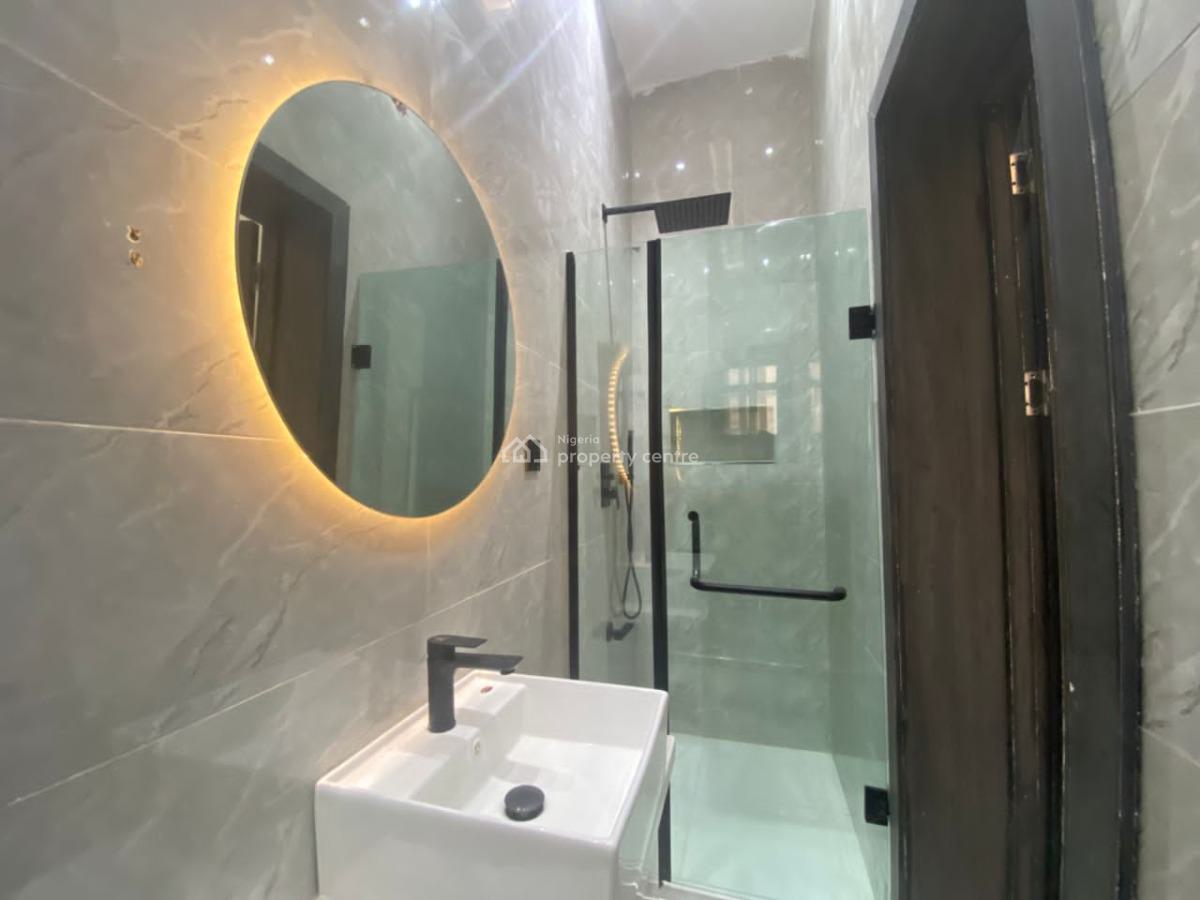 2 Bedroom Luxury Apartments, Lekki Phase 1, Lekki, Lagos, Flat / Apartment for Rent
