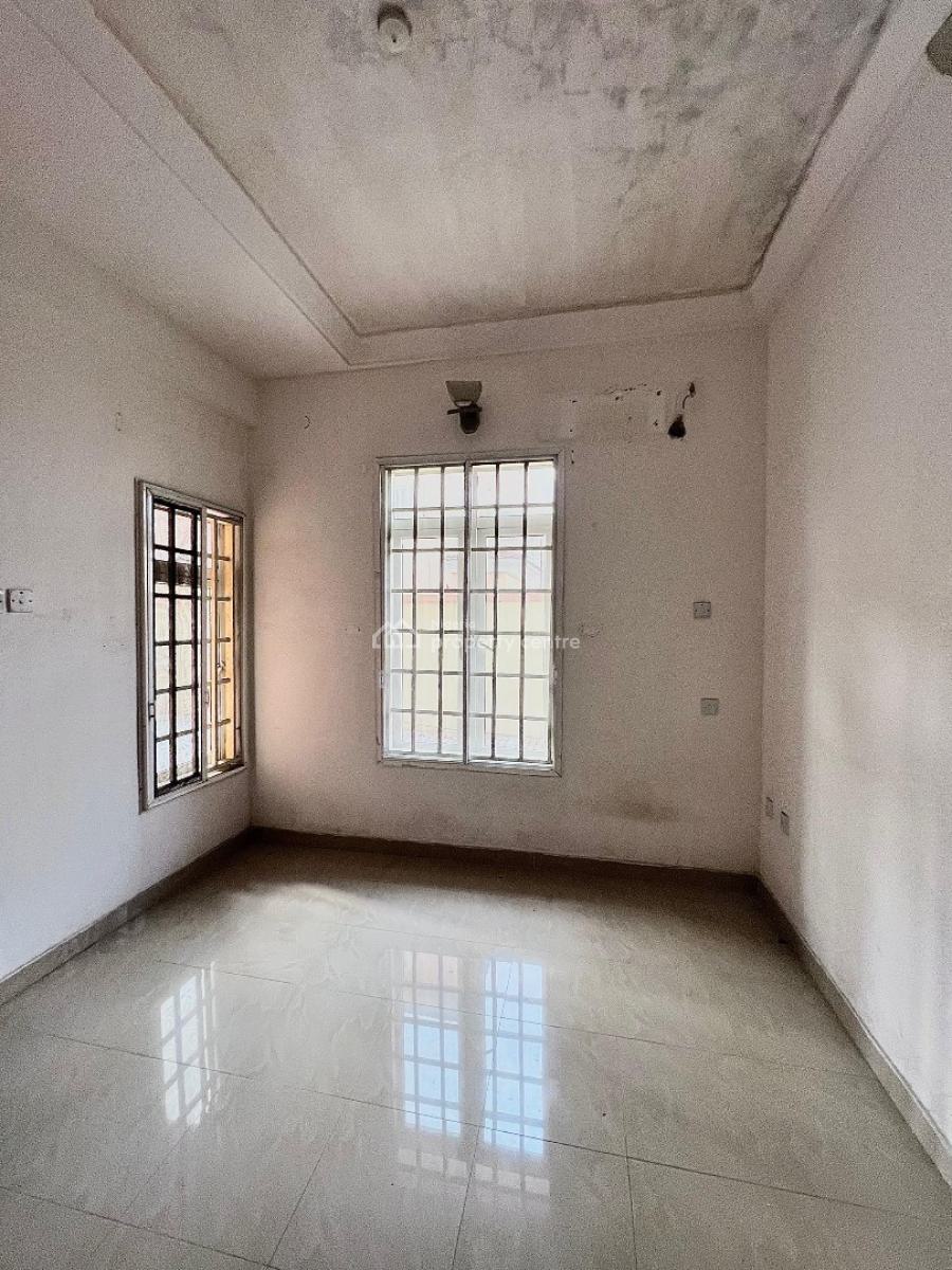 2 Bedroom Apartment in a Secure Gated Estate, Oniru, Victoria Island (vi), Lagos, Flat / Apartment for Rent