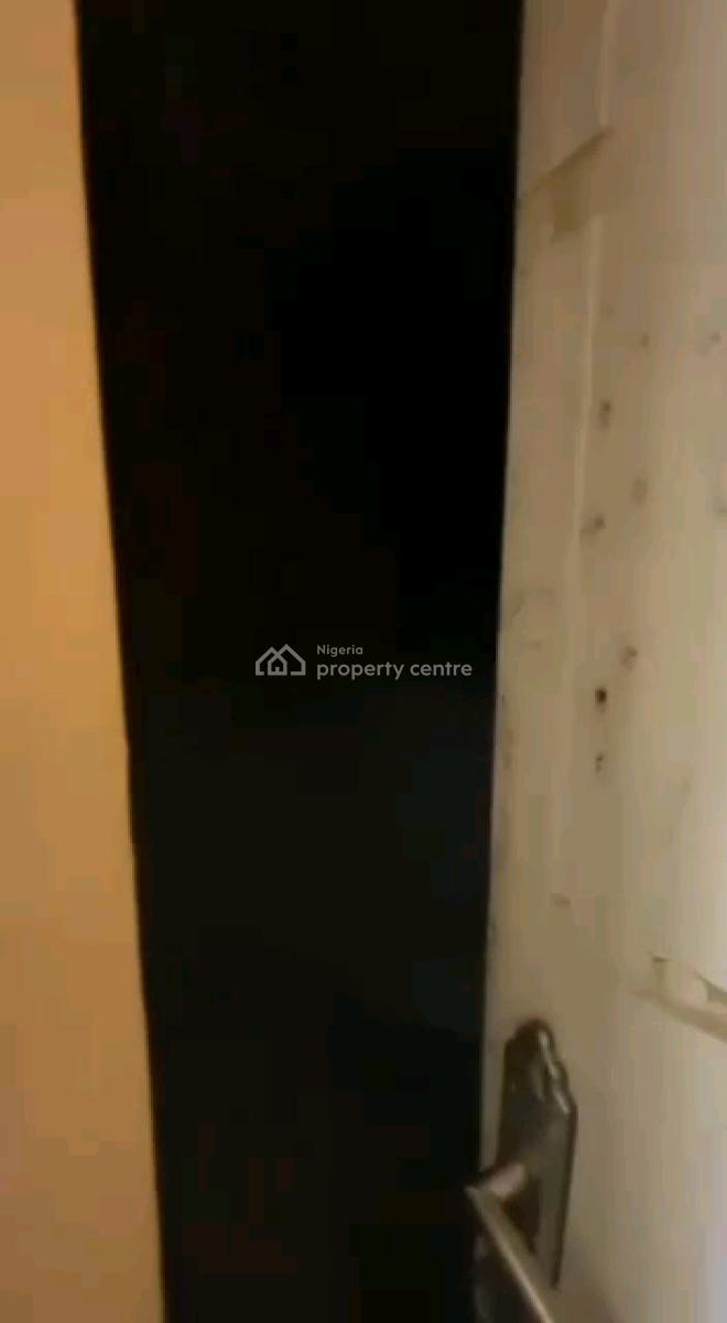 a Fully Furnished and Standard Miniflat, Upstairs with 2toilets and Ba, Off Fola Agoro Road, Yaba, Lagos, Mini Flat (room and Parlour) for Rent