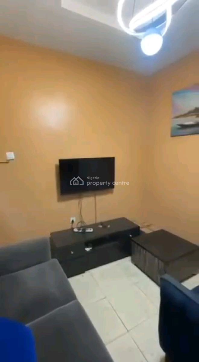 a Fully Furnished and Standard Miniflat, Upstairs with 2toilets and Ba, Off Fola Agoro Road, Yaba, Lagos, Mini Flat (room and Parlour) for Rent