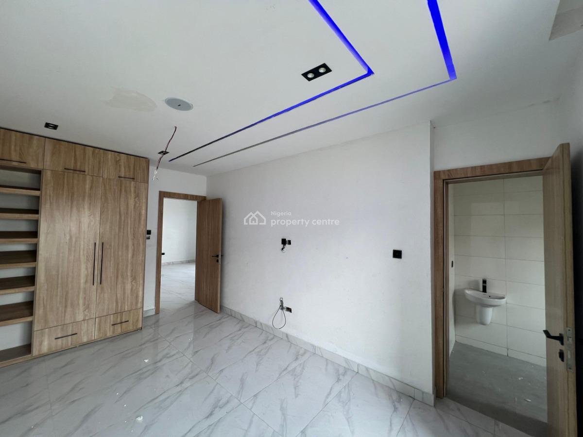 2 Bedroom Luxury and Smart Apartment, Off Freedom Way, Lekki Phase 1, Lekki, Lagos, Flat / Apartment for Sale
