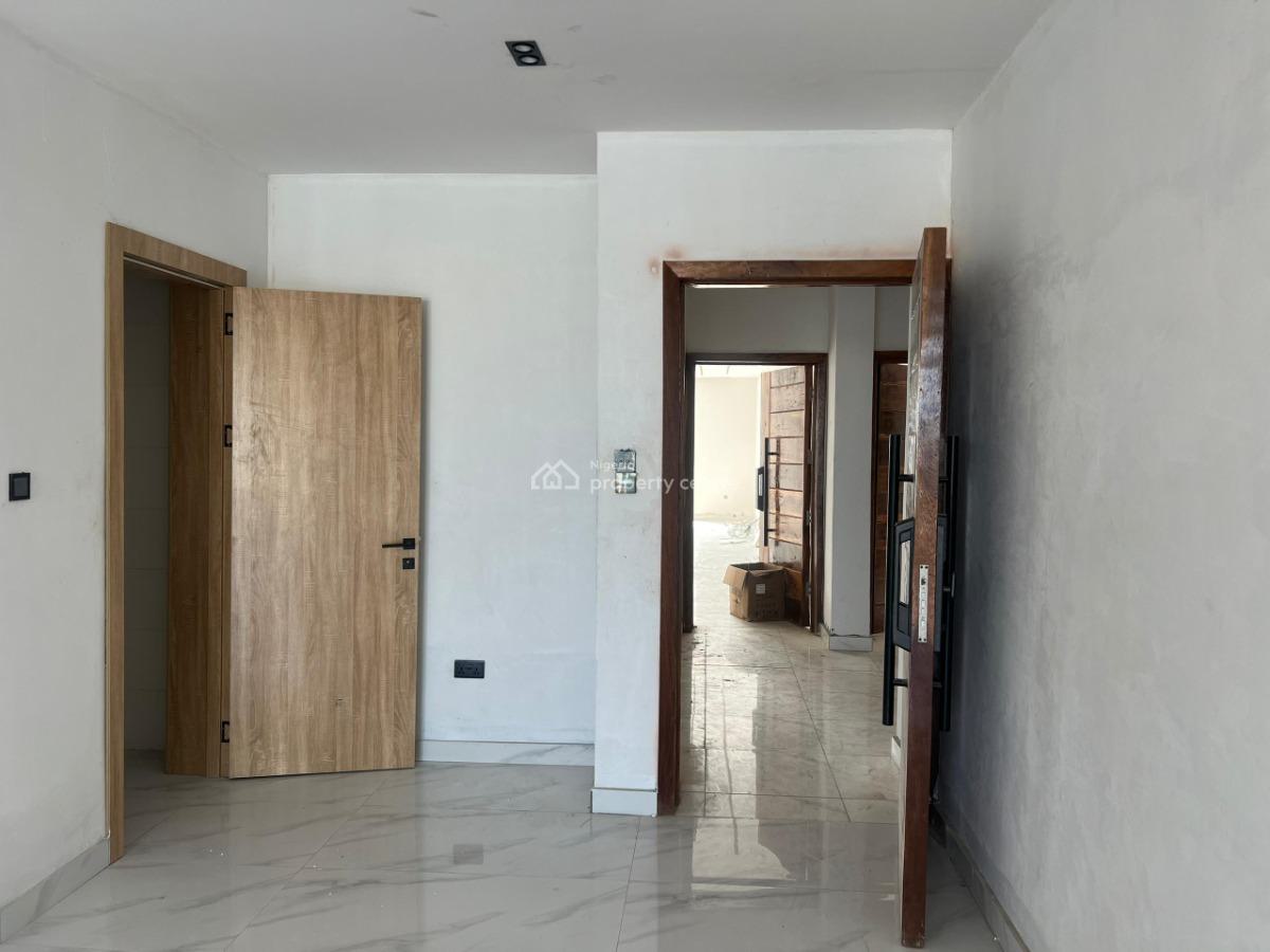 2 Bedroom Luxury and Smart Apartment, Off Freedom Way, Lekki Phase 1, Lekki, Lagos, Flat / Apartment for Sale