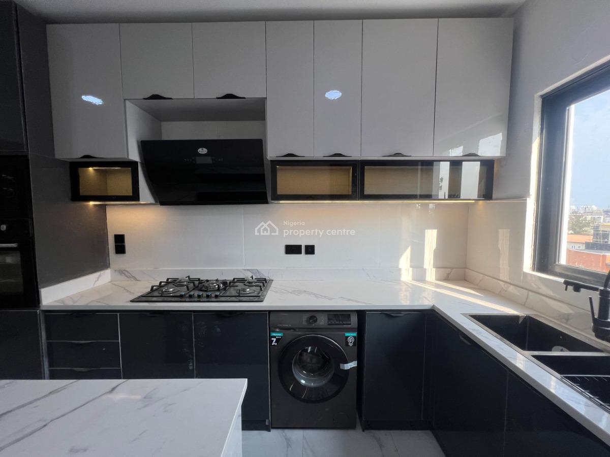 2 Bedroom Luxury and Smart Apartment, Off Freedom Way, Lekki Phase 1, Lekki, Lagos, Flat / Apartment for Sale