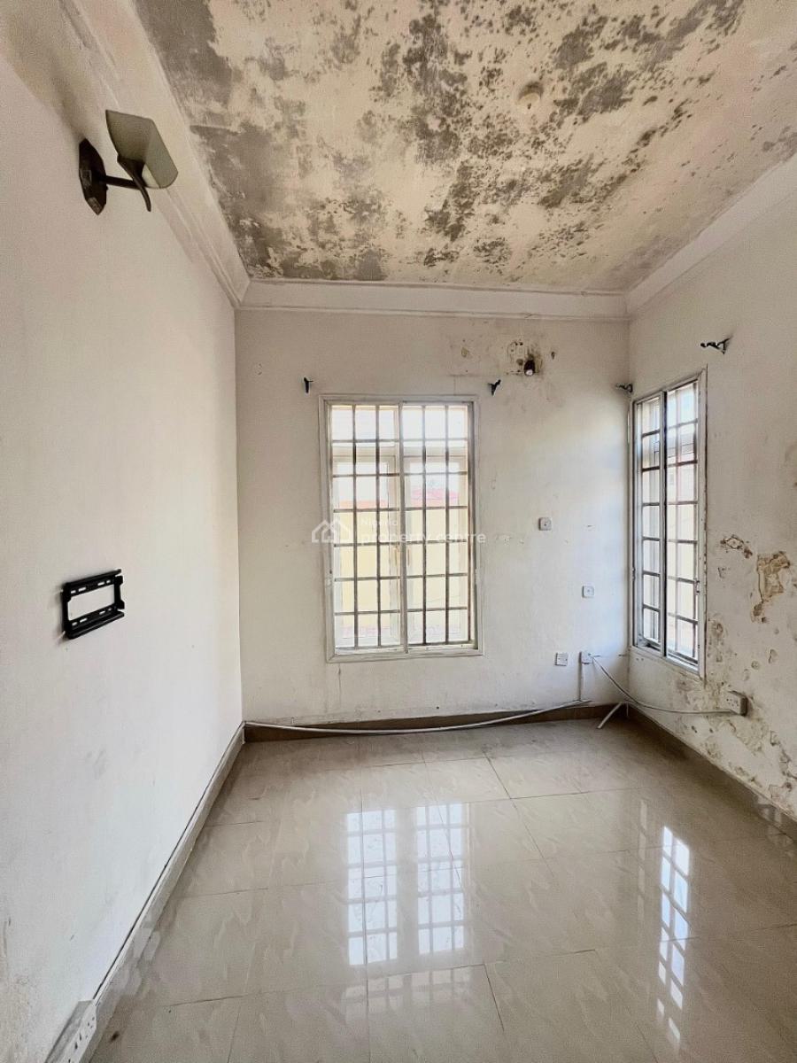 Spacious 2 Bedroom Apartment in a Secure Gated Estate., Oniru, Victoria Island (vi), Lagos, Flat / Apartment for Rent