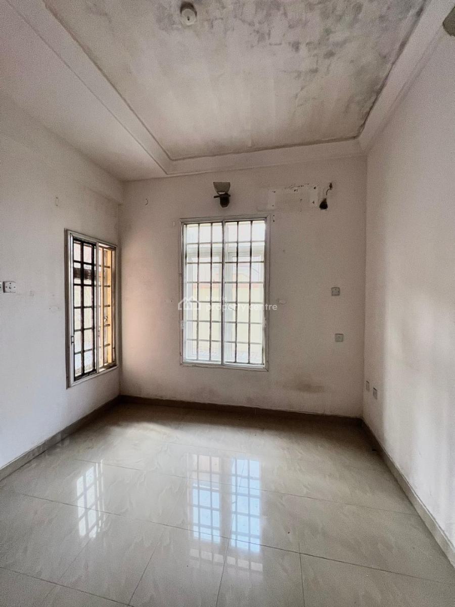 Spacious 2 Bedroom Apartment in a Secure Gated Estate., Oniru, Victoria Island (vi), Lagos, Flat / Apartment for Rent