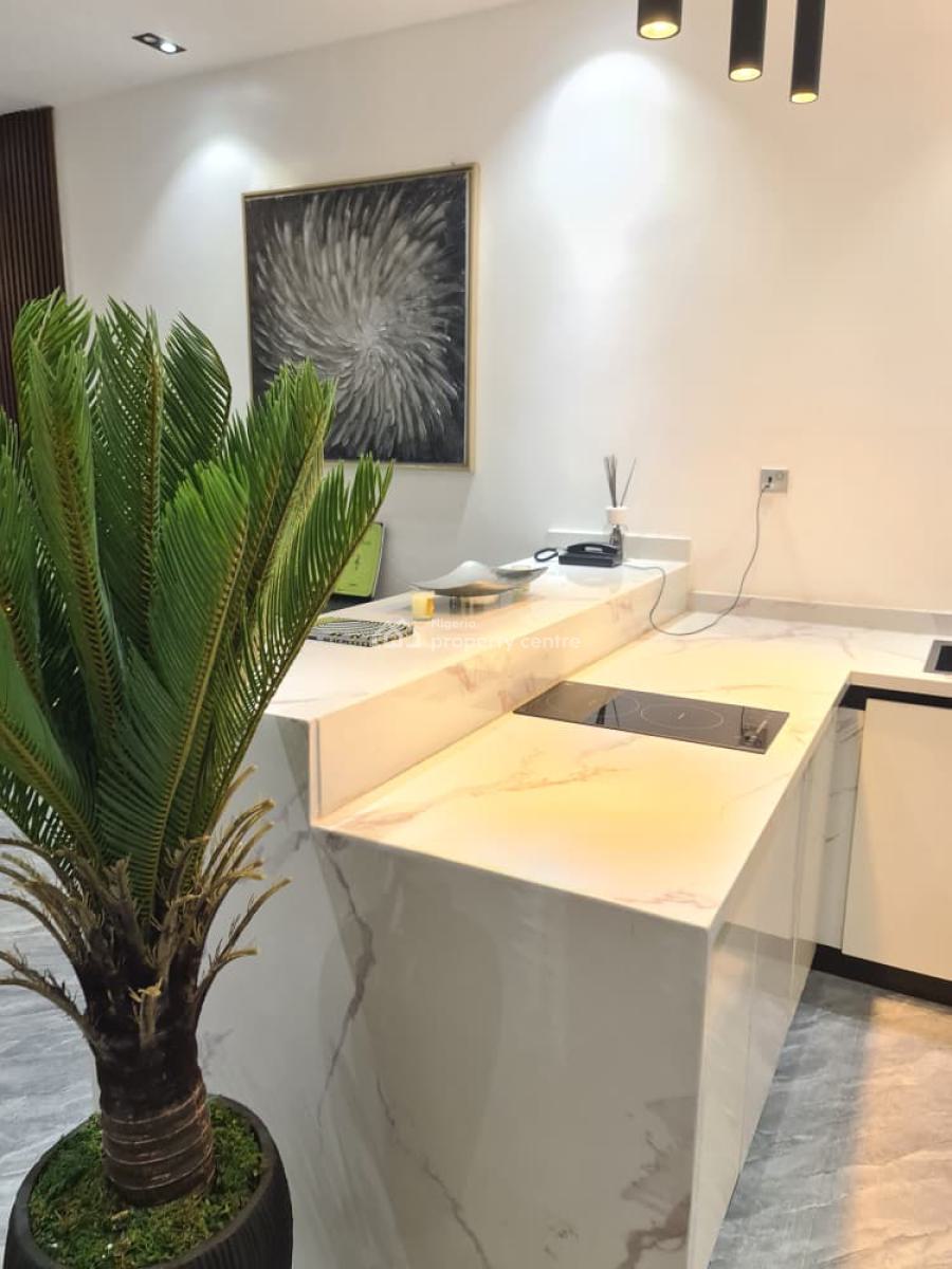Brand New  The Most Luxurious 5bedroom Apartment, Ikeja Gra, Ikeja, Lagos, Flat / Apartment Short Let