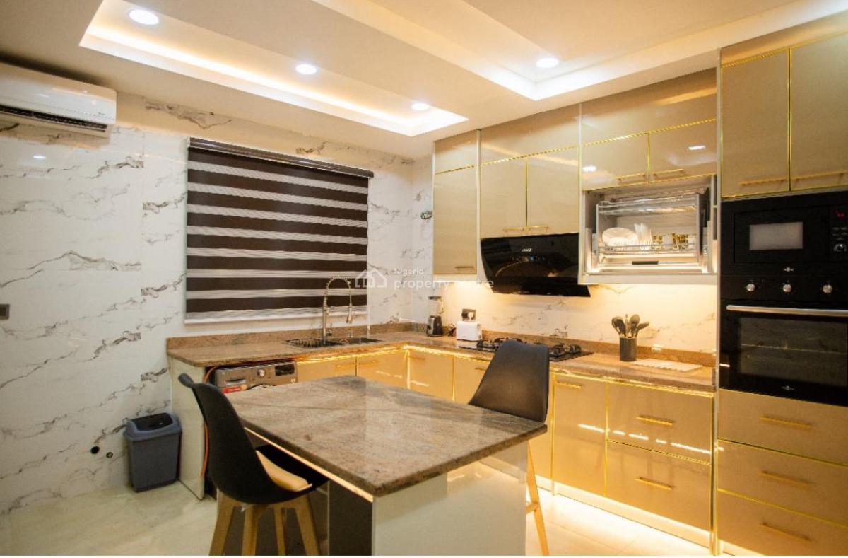 Luxury 3 Bedrooms Apartment, Ikeja Gra, Ikeja, Lagos, Flat / Apartment Short Let