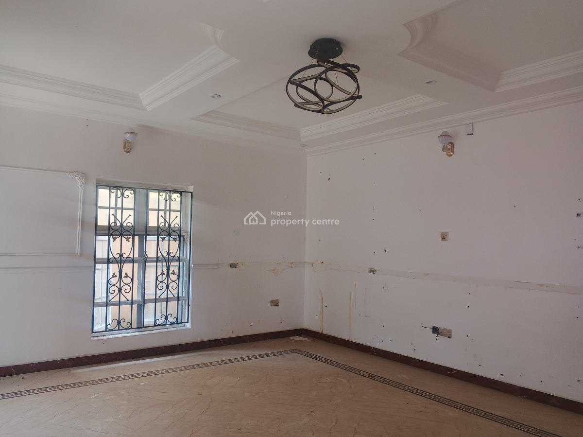 4 Nos 3 Bedrooms Tastefully Finished Self Serviced Flats Without Bq, Off Admiralty Way, Lekki Phase 1, Lekki, Lagos, Flat / Apartment for Rent