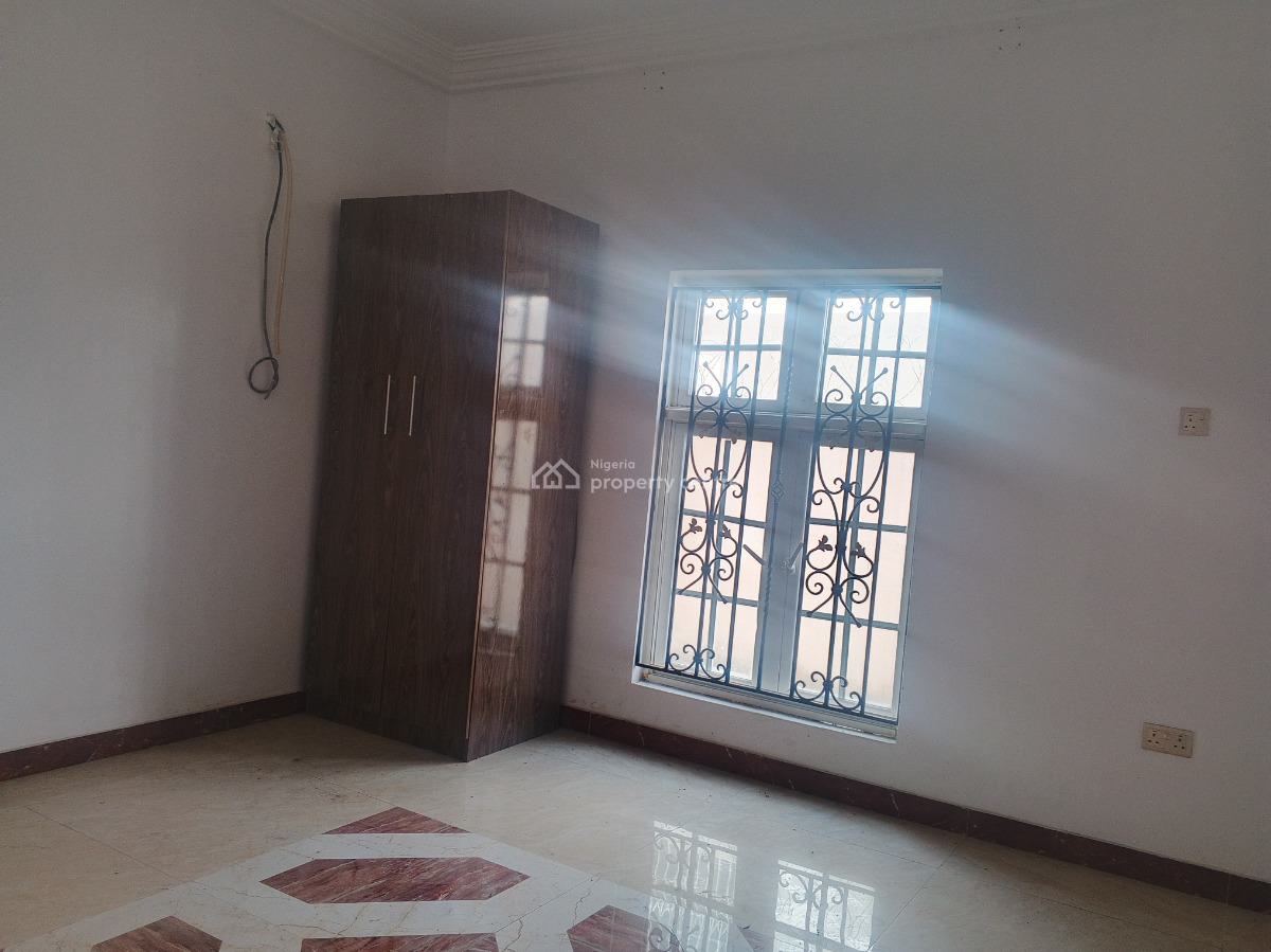 4 Nos 3 Bedrooms Tastefully Finished Self Serviced Flats Without Bq, Off Admiralty Way, Lekki Phase 1, Lekki, Lagos, Flat / Apartment for Rent