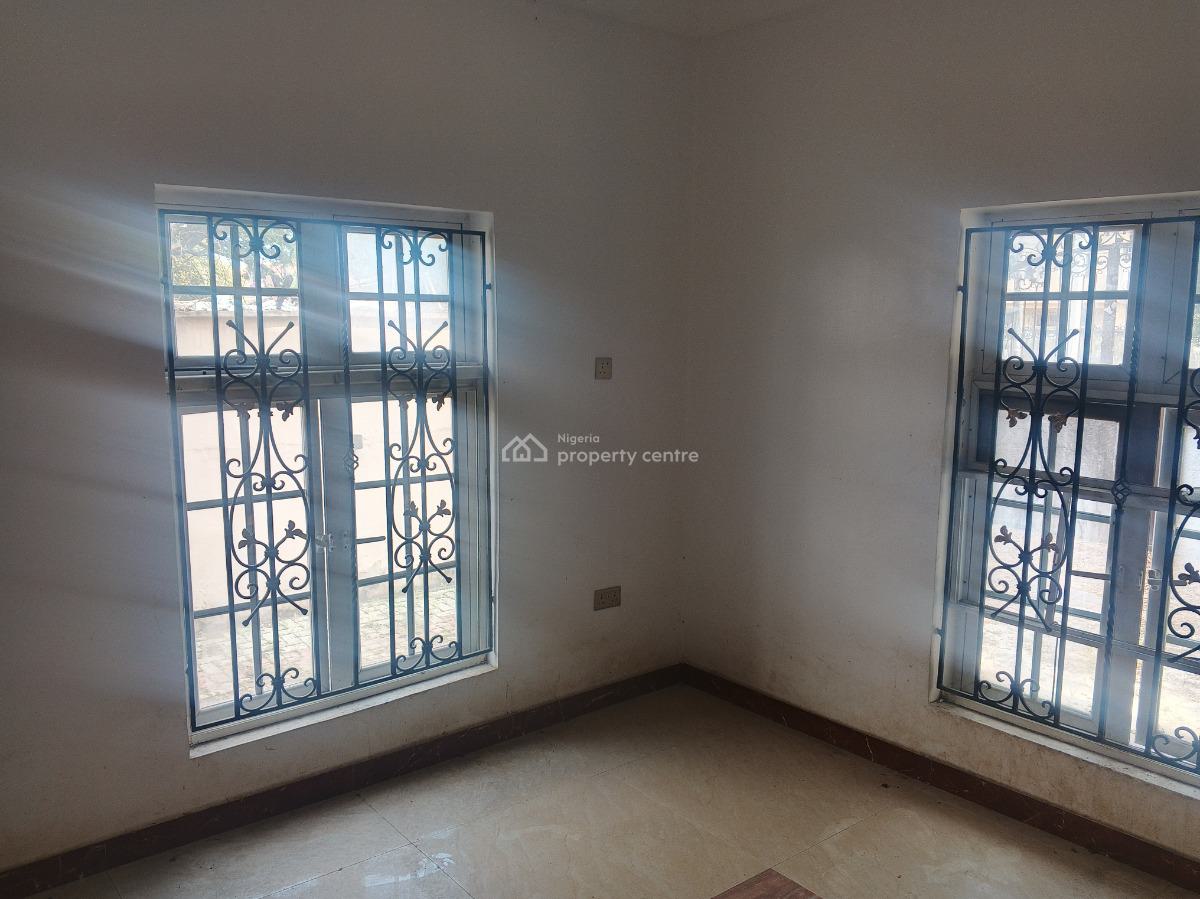 4 Nos 3 Bedrooms Tastefully Finished Self Serviced Flats Without Bq, Off Admiralty Way, Lekki Phase 1, Lekki, Lagos, Flat / Apartment for Rent