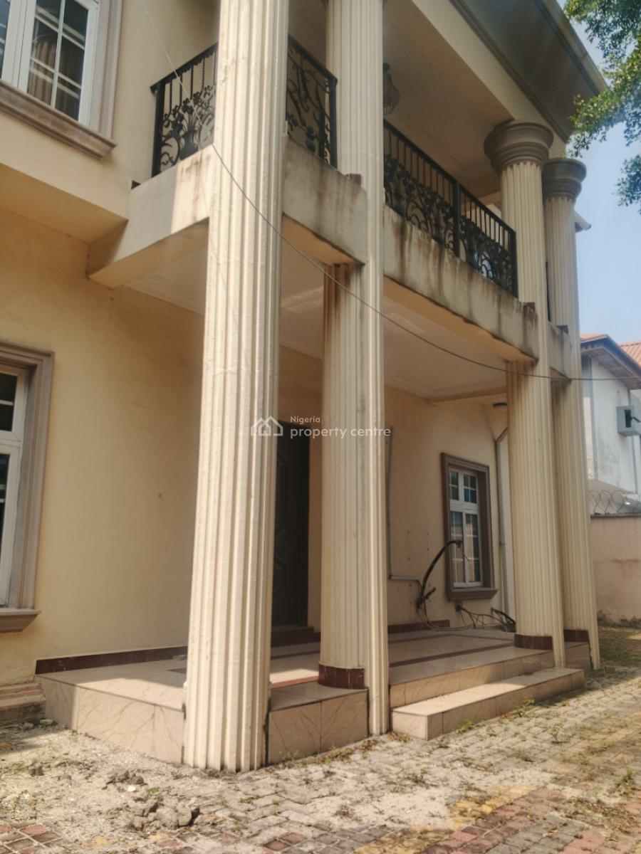 4 Nos 3 Bedrooms Tastefully Finished Self Serviced Flats Without Bq, Off Admiralty Way, Lekki Phase 1, Lekki, Lagos, Flat / Apartment for Rent
