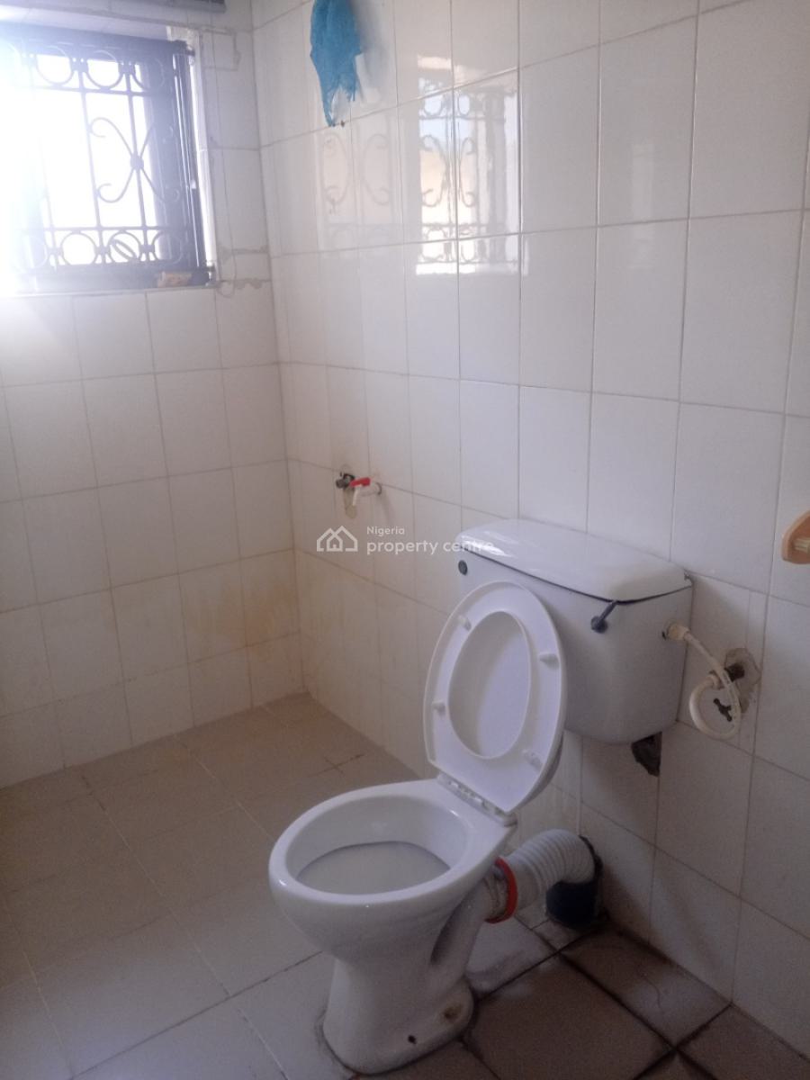 Exquisite One Room Office Space, Ikota Villa Estate, Lekki, Lagos, Office Space for Rent