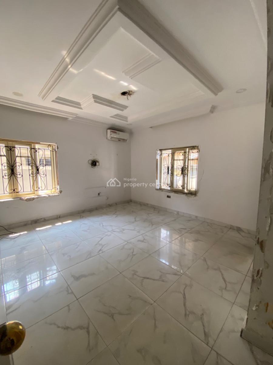 4 Bedrooms Semi Detached Duplex with Bq, Lekki Phase 1, Lekki, Lagos, Semi-detached Duplex for Sale