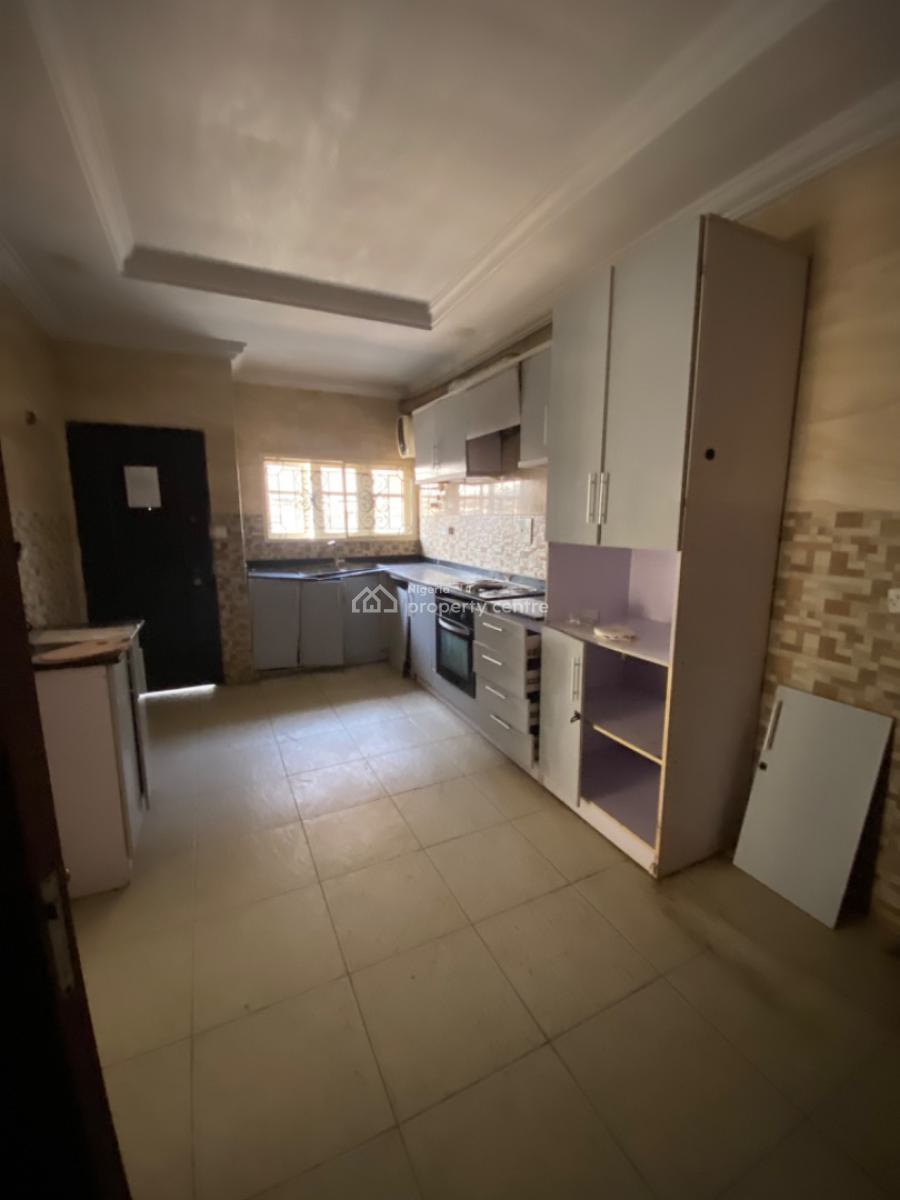 4 Bedrooms Semi Detached Duplex with Bq, Lekki Phase 1, Lekki, Lagos, Semi-detached Duplex for Sale