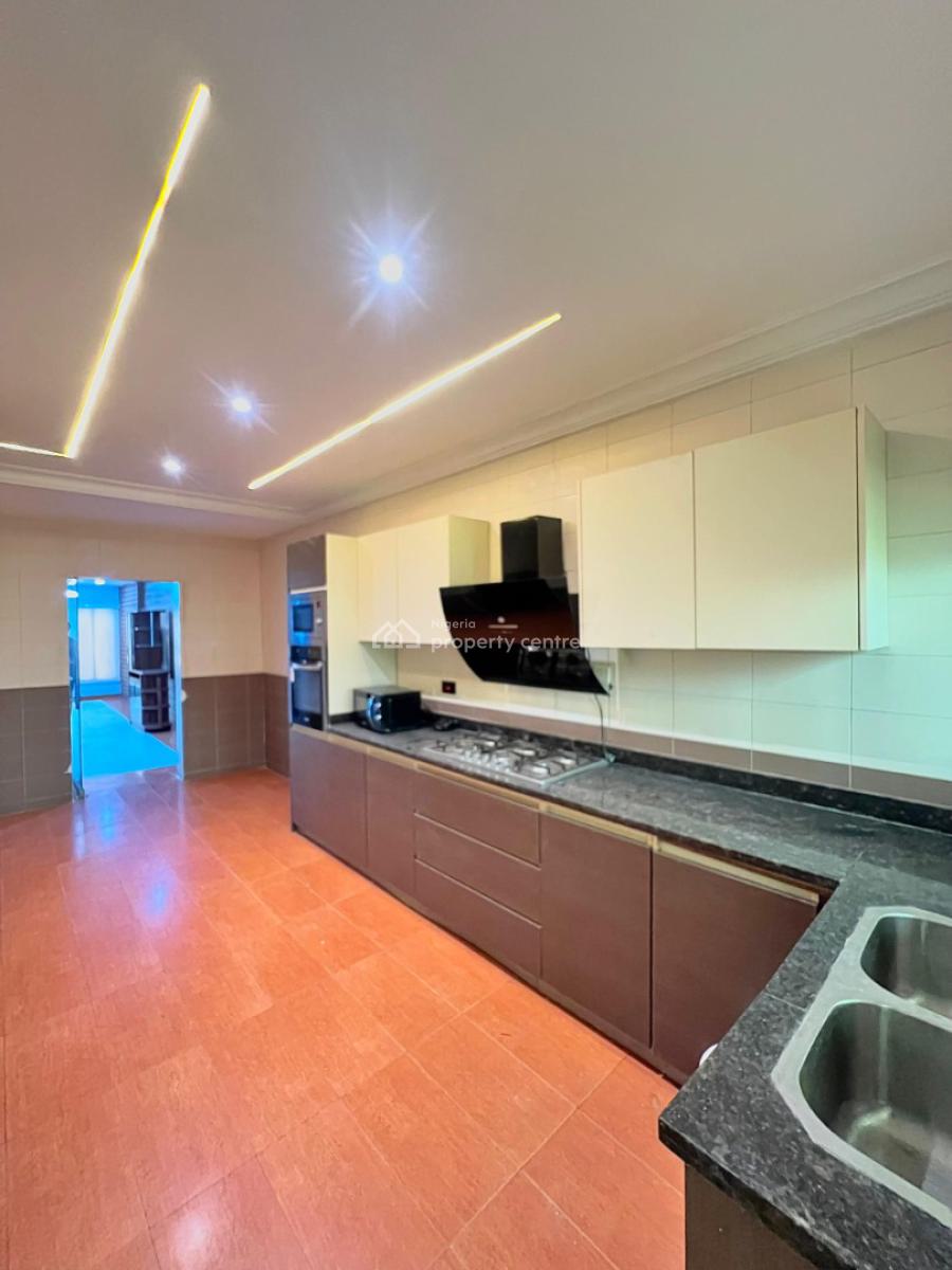 Partly Furnished 3 Bedroom Apartment with Bq, Gym and Swimming Pool, Oniru, Victoria Island (vi), Lagos, Flat / Apartment for Sale