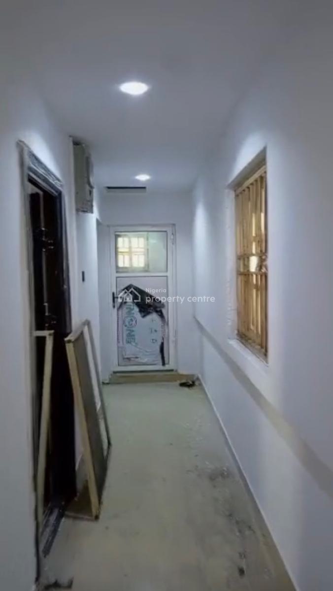 a Standard, Executive 2 Bedroom Flat, Gra, Ogudu, Lagos, Flat / Apartment for Rent