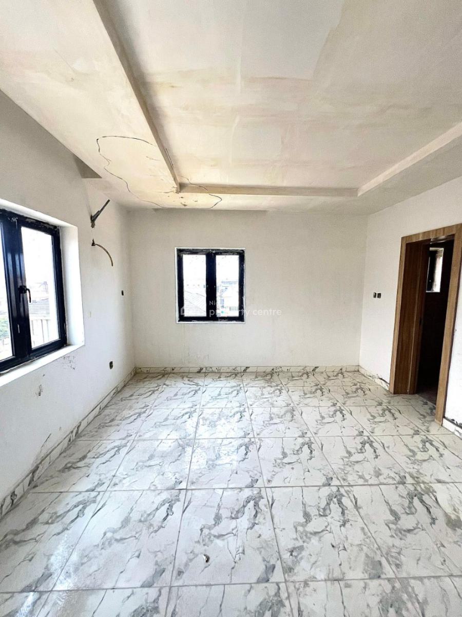 Luxury & Very Spacious 2 Bedroom Penthouse with Elevator, Gym, Pool, Lekki Phase 1, Lekki, Lagos, Flat / Apartment for Rent