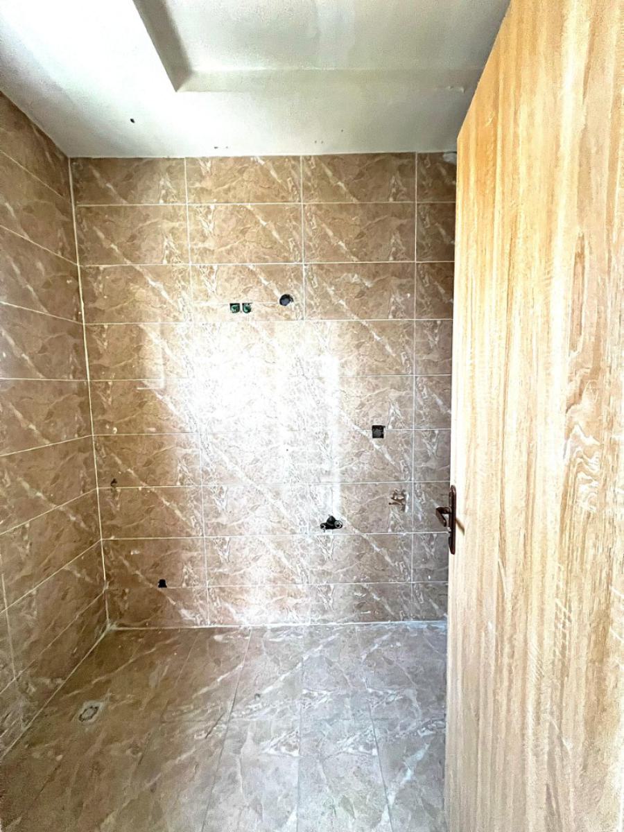 Luxury & Very Spacious 2 Bedroom Penthouse with Elevator, Gym, Pool, Lekki Phase 1, Lekki, Lagos, Flat / Apartment for Rent