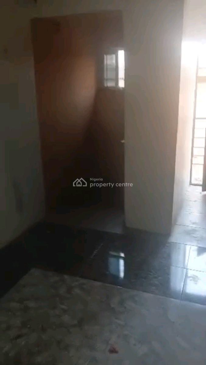 a Relatively New and Standard Roomself Con, Upstairs with Pop,, Off Pedro Road, Shomolu, Lagos, Self Contain (single Rooms) for Rent