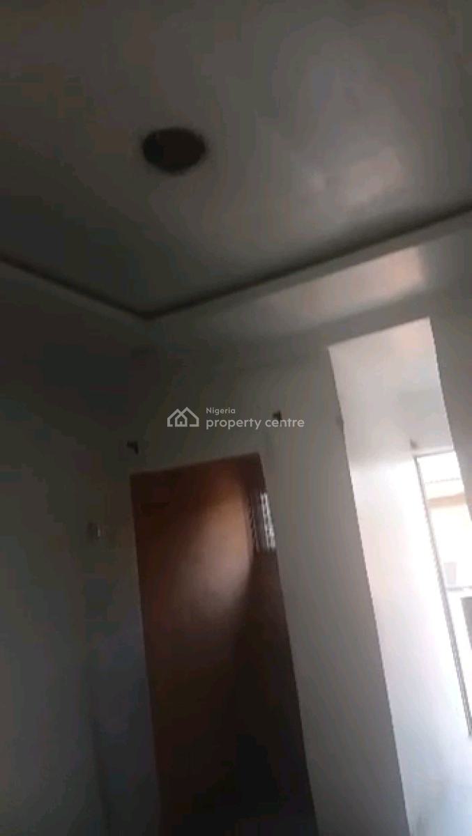 a Relatively New and Standard Roomself Con, Upstairs with Pop,, Off Pedro Road, Shomolu, Lagos, Self Contain (single Rooms) for Rent