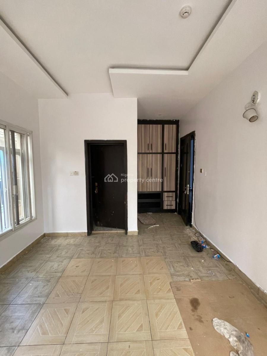 3 Bedroom Maisonette with Bq, Lekki Phase 1, Lekki, Lagos, Flat / Apartment for Rent