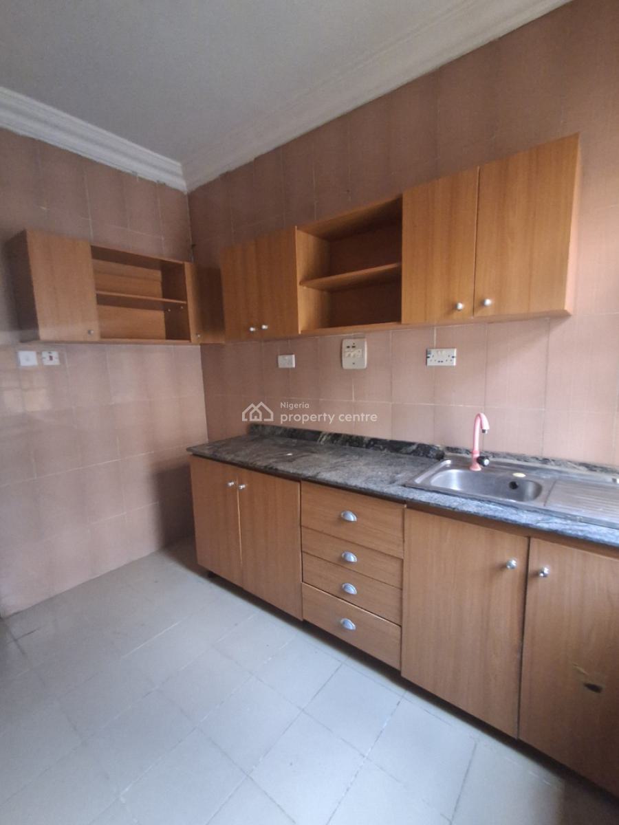 Three Bedroom Upstairs, in an Estate, Badore, Ajah, Lagos, House for Rent