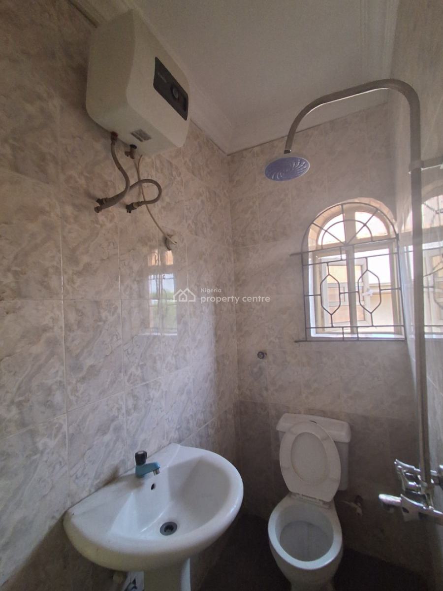 Three Bedroom Upstairs, in an Estate, Badore, Ajah, Lagos, House for Rent