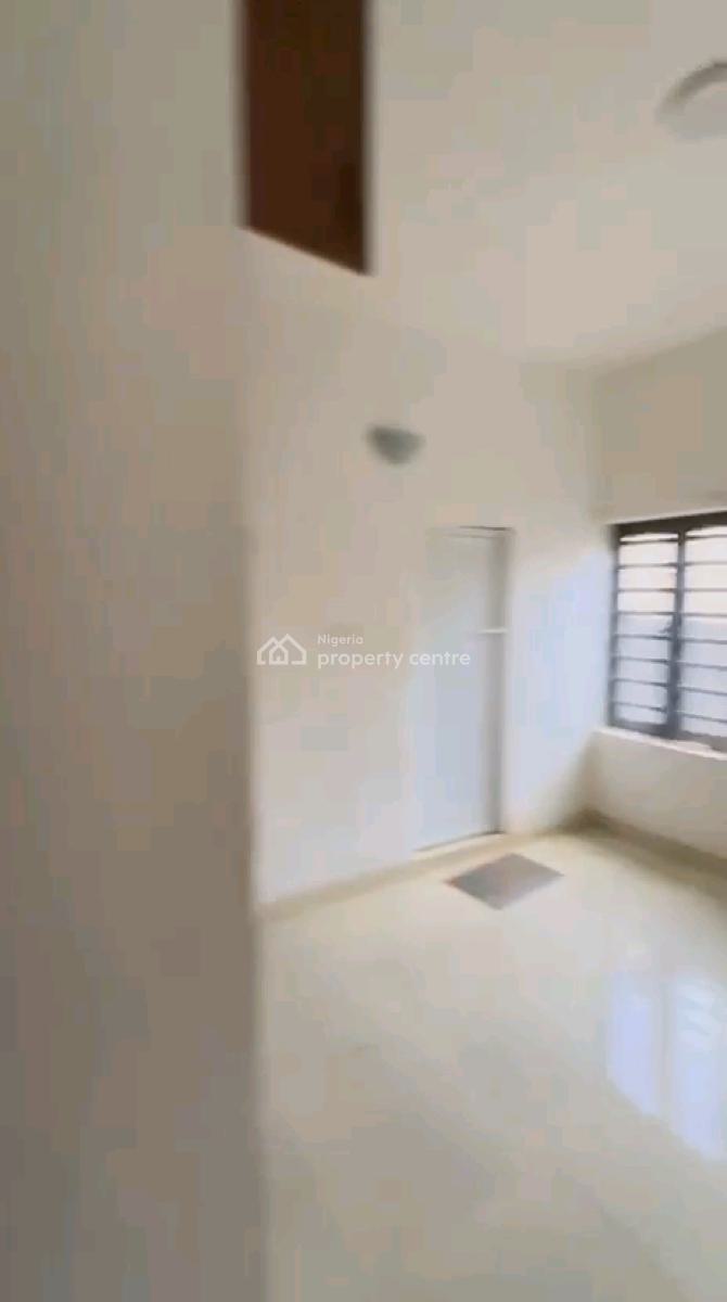 a Relatively New and Standard 2bed, Upstairs with All Rooms En-suite,, Off Pedro Road, Shomolu, Lagos, Flat / Apartment for Rent