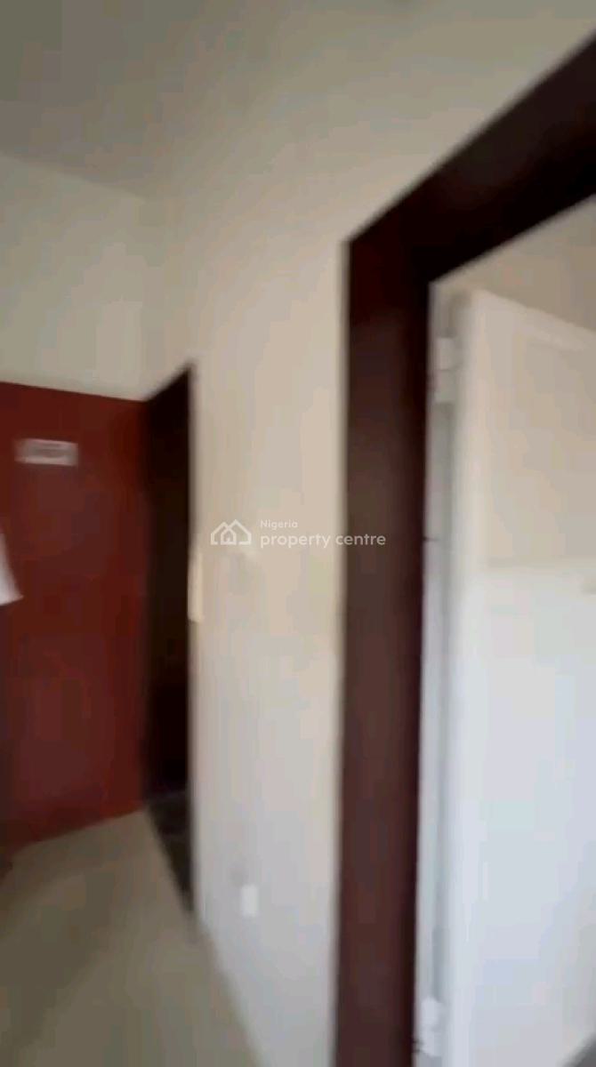a Relatively New and Standard 2bed, Upstairs with All Rooms En-suite,, Off Pedro Road, Shomolu, Lagos, Flat / Apartment for Rent