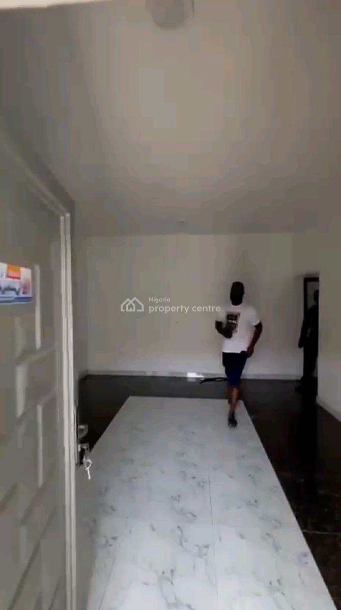 a Relatively New and Standard 2bed, Upstairs with All Rooms En-suite,, Off Pedro Road, Shomolu, Lagos, Flat / Apartment for Rent