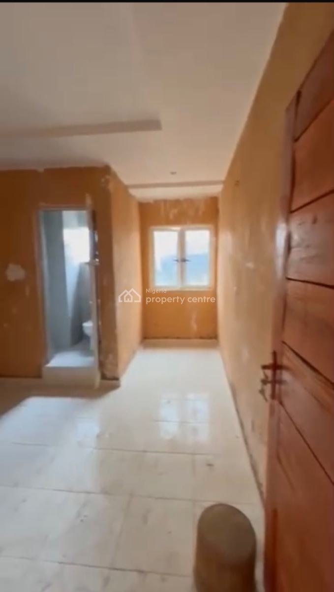 a Brand New Spacious 2 Bedroom with Kitchen Cabinet and Water Heater, Onike, Yaba, Lagos, Flat / Apartment for Rent