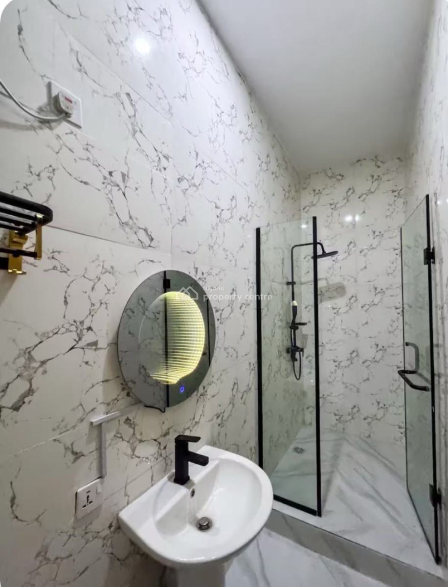 Newly Furnished 2 Bedroom Luxury Apartment in Prime Location of Lekki, Lekki Phase 1, Lekki, Lagos, Flat / Apartment for Sale
